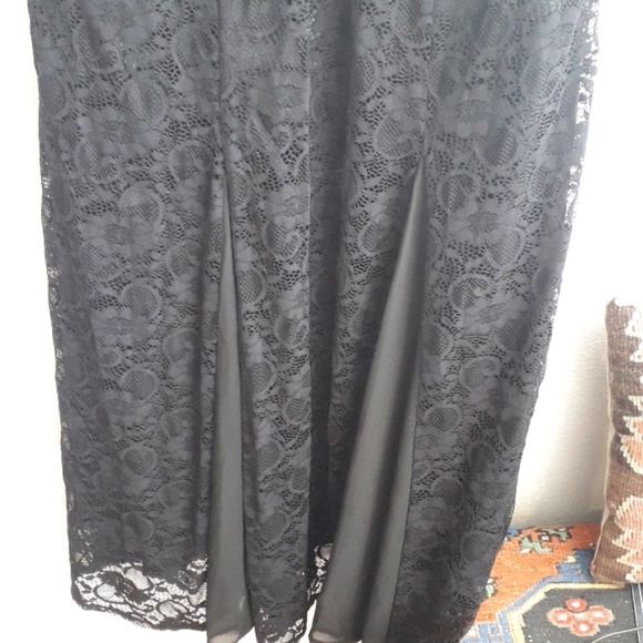 Lacey Plus Size Maxi Dress - Picture 7 of 8